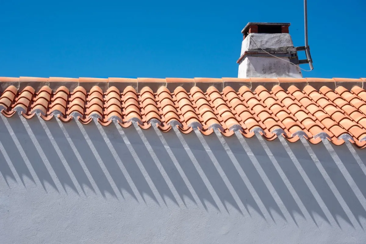 Roof ridge line and chimney on a home in Grand Forks, ND
